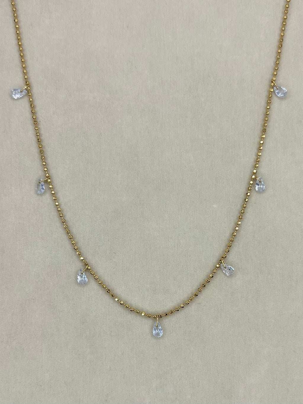 Collar Pear Zirconia
