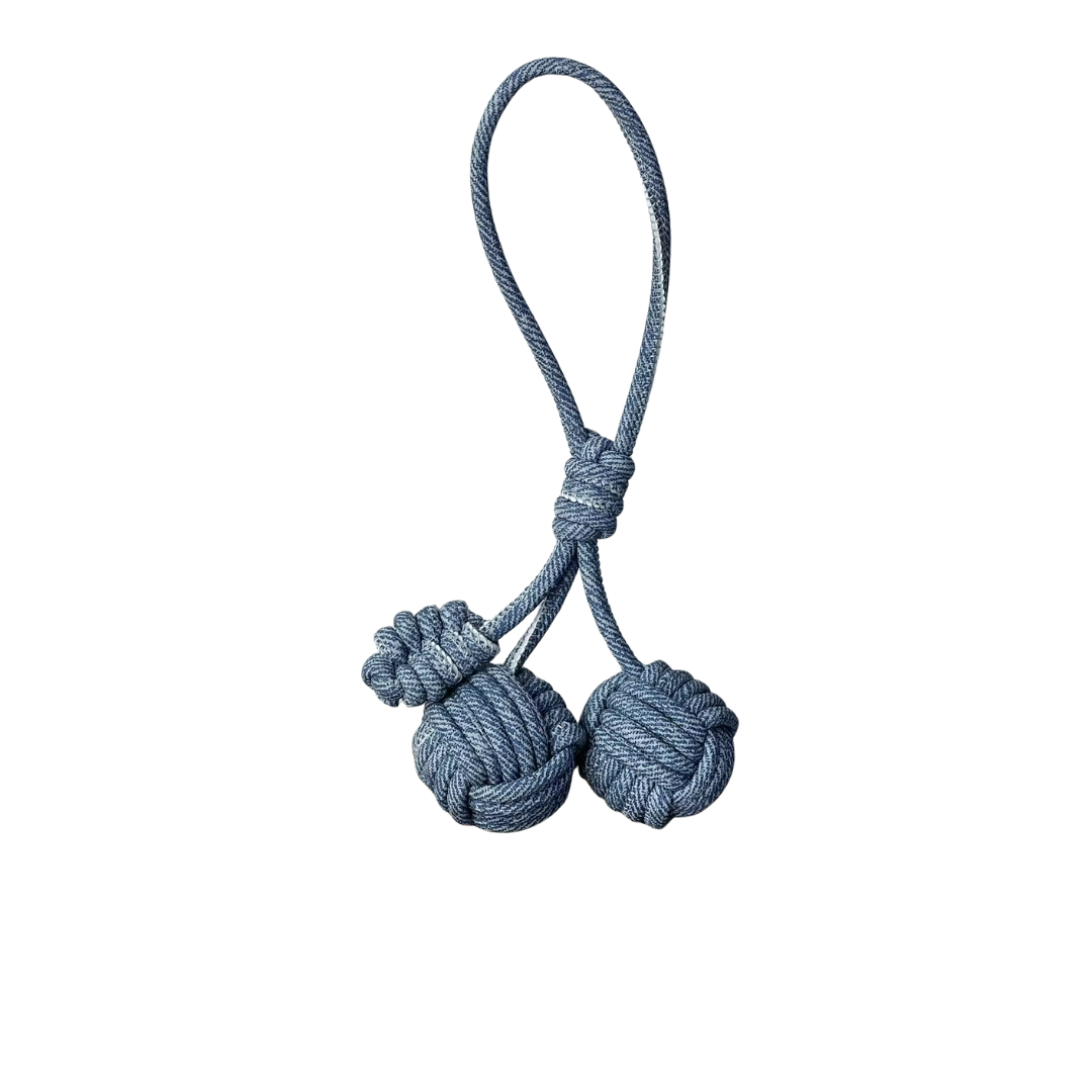 DOUBLE KNOT CHARM
