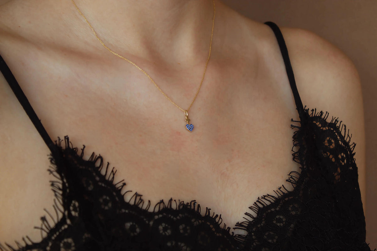 Collar Sagrado Corazón azul mini