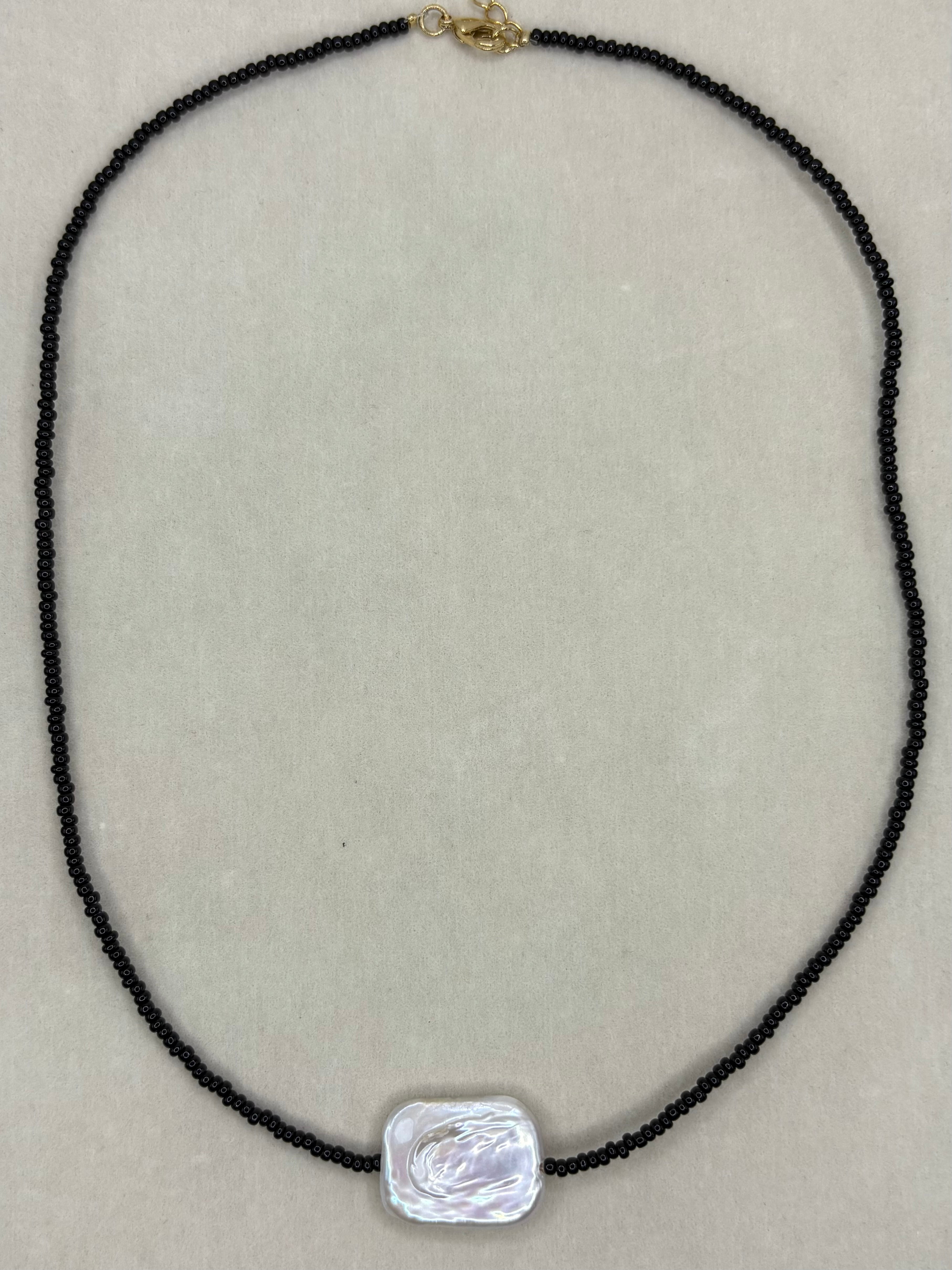 Collar Perla solitaria