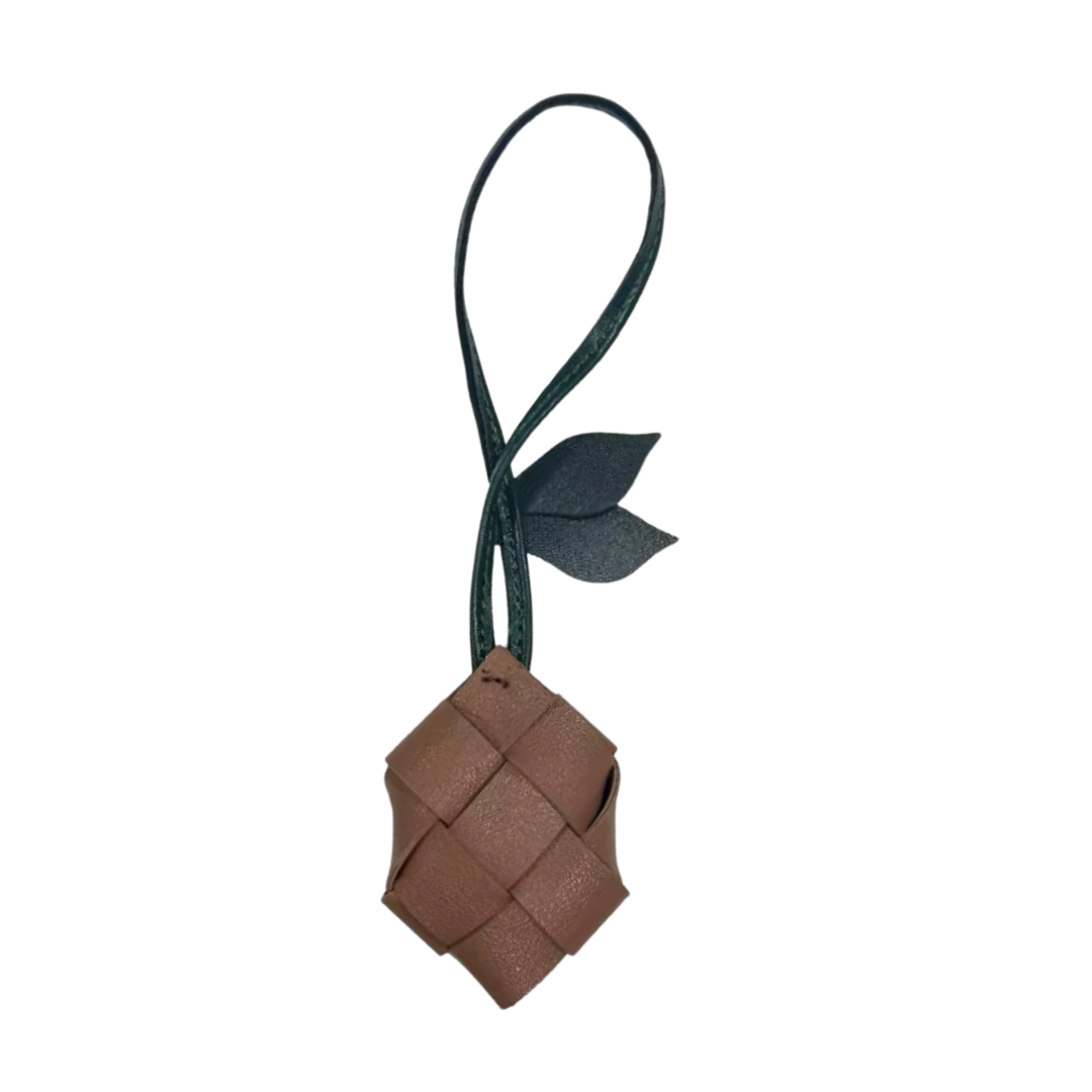 PINEAPPLE CHARM
