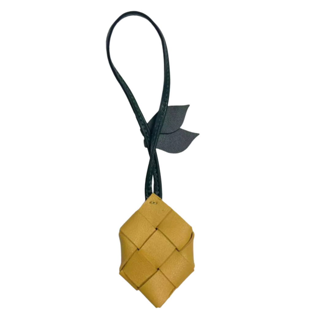 PINEAPPLE CHARM